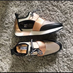 Arctic Rose Gold Sneaker